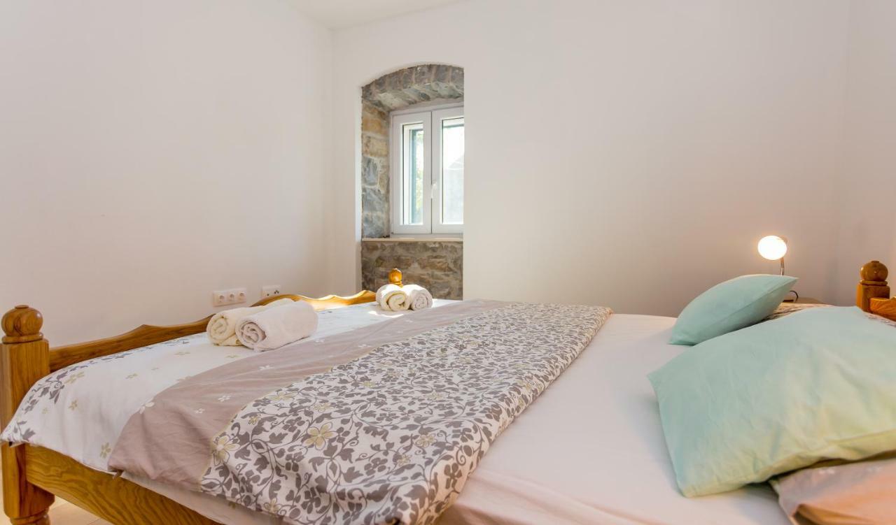 Apartmani Rebac Гата Экстерьер фото