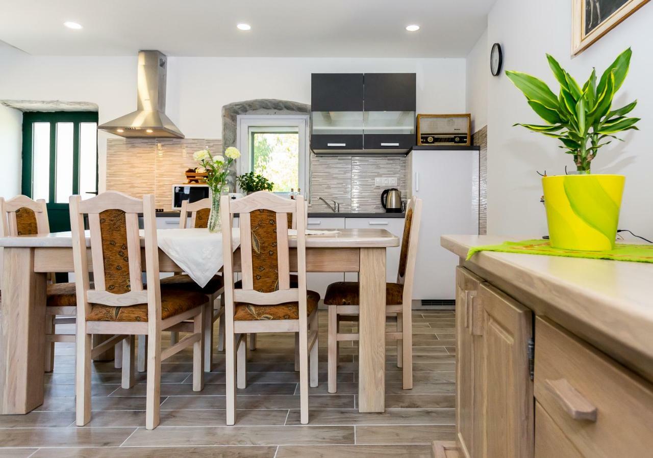 Apartmani Rebac Гата Экстерьер фото